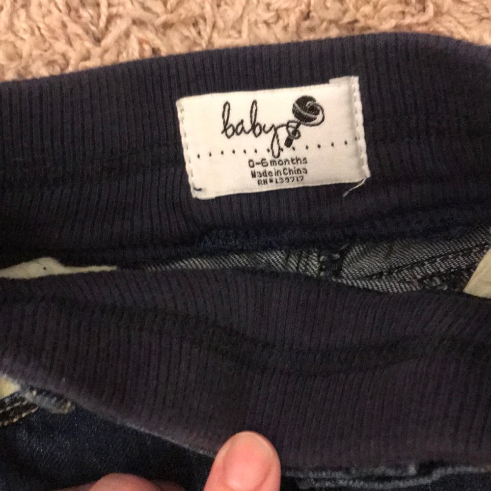 Baby gap denim skirt 0-6m - Picture 3 of 3